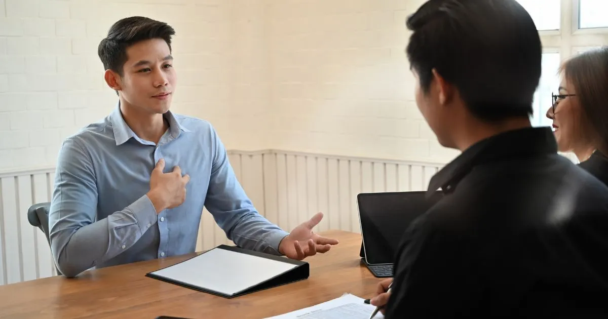 Thumbnail trải nghiệm của ứng viên