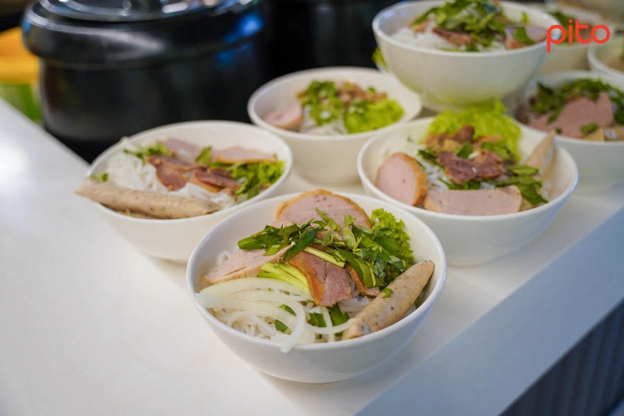 Bún bò tại văn phòng
