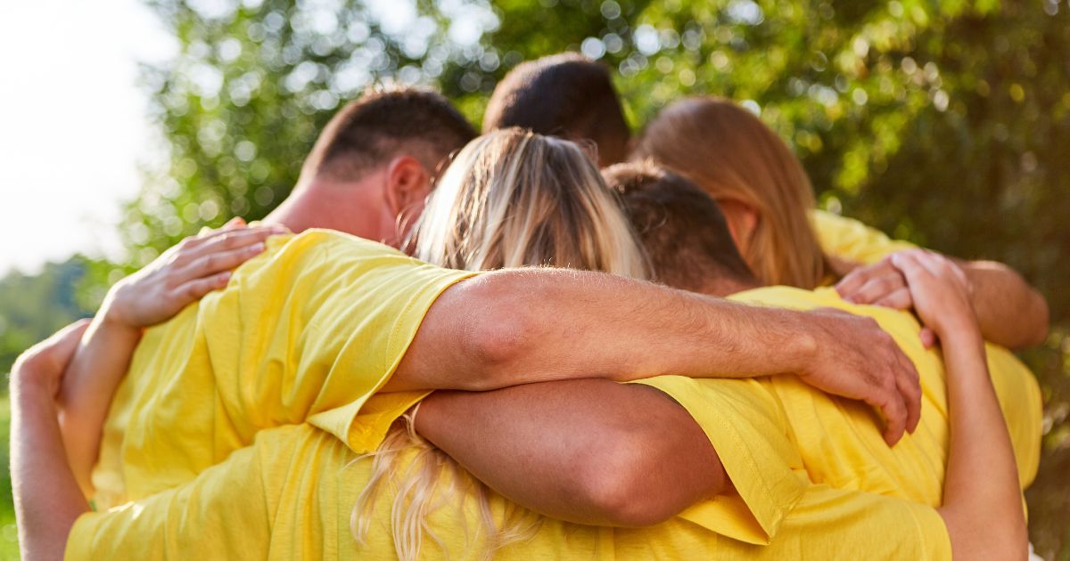 Top 6 ý tưởng tổ chức teambuilding sáng tạo, mới lạ Thumbnail