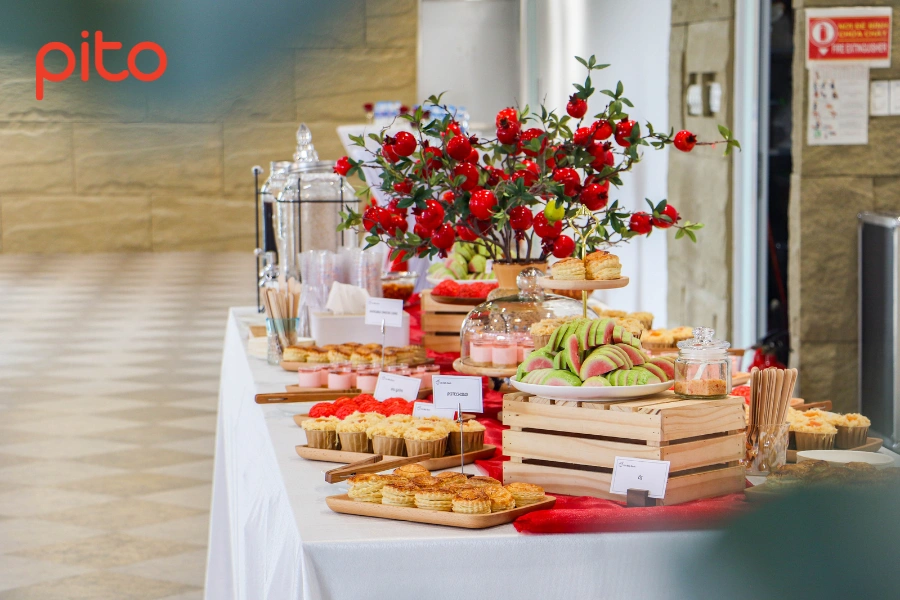 Bàn tiệc Tea Break khai trương bắt mắt