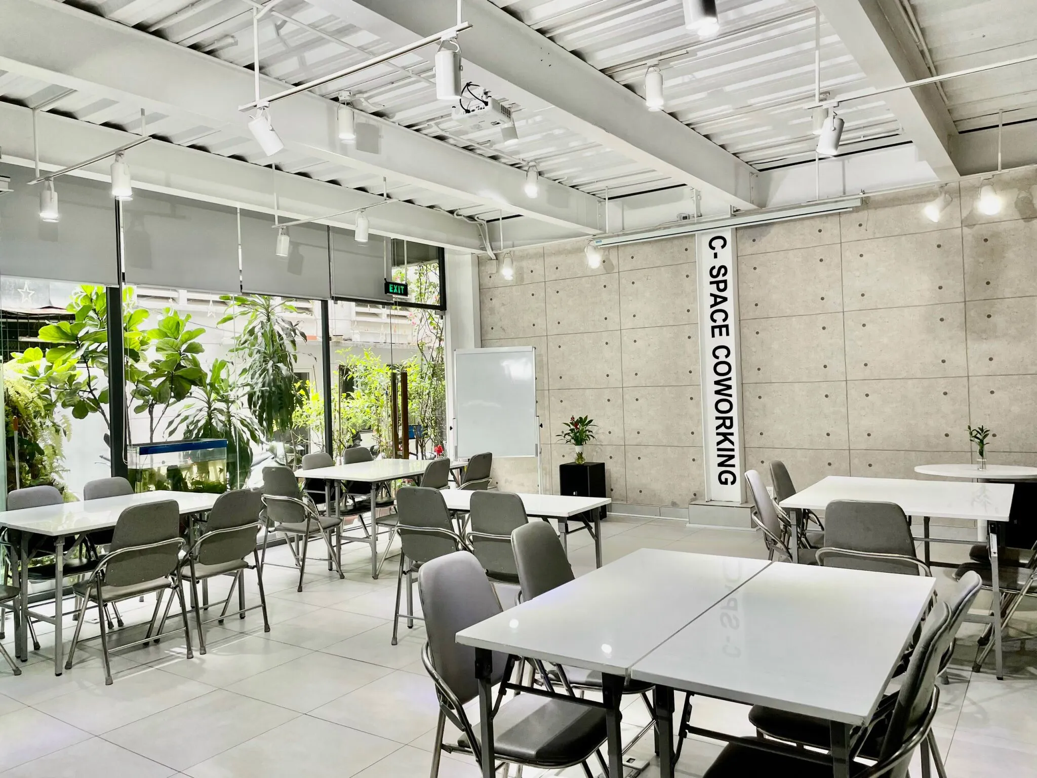 C-Space Coworking Office