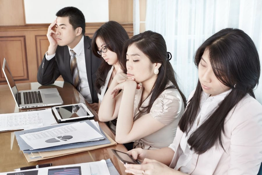 su-nham-chan-trong-cac-cuoc-hop Sự nhàm chán trong các cuộc họp