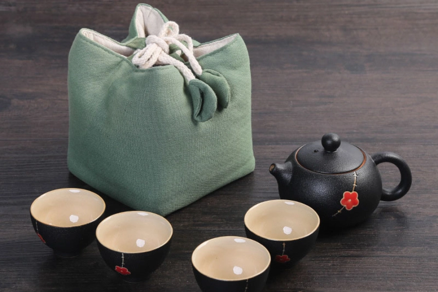 qua-tang-bang-gom-nhan-ngay-doanh-nhan Tặng đồ gốm