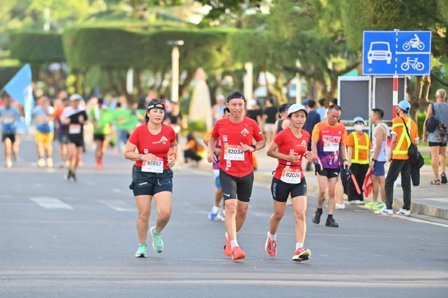 Chạy bộ tăng cường sức khỏe
