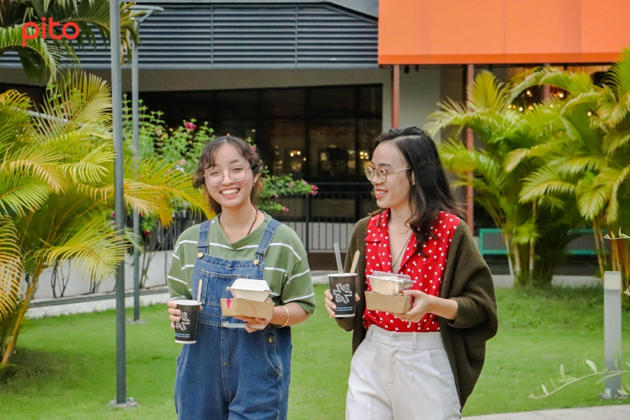 an-uong-ngoai-troi-cung-dong-nghiep Ăn uống ngoài trời cùng đồng nghiệp cũng là cách kết nối với thiên nhiên