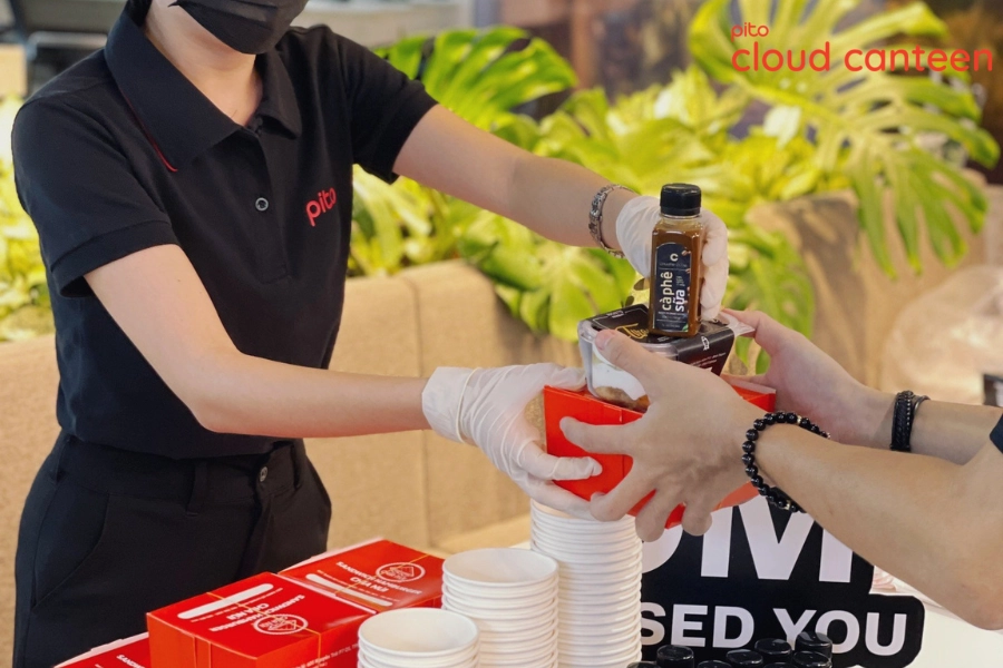 tang-bua-sang-va-cafe-cho-nhan-vien-dip-dau-nam Tặng cà phê và bữa sáng cho nhân viên ngày đầu năm