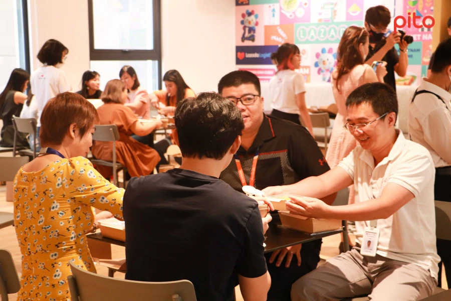 bua-trua-tao-van-phong-nhan-ngay-suc-khoe Bữa trưa tại văn phòng nhân ngày sức khỏe