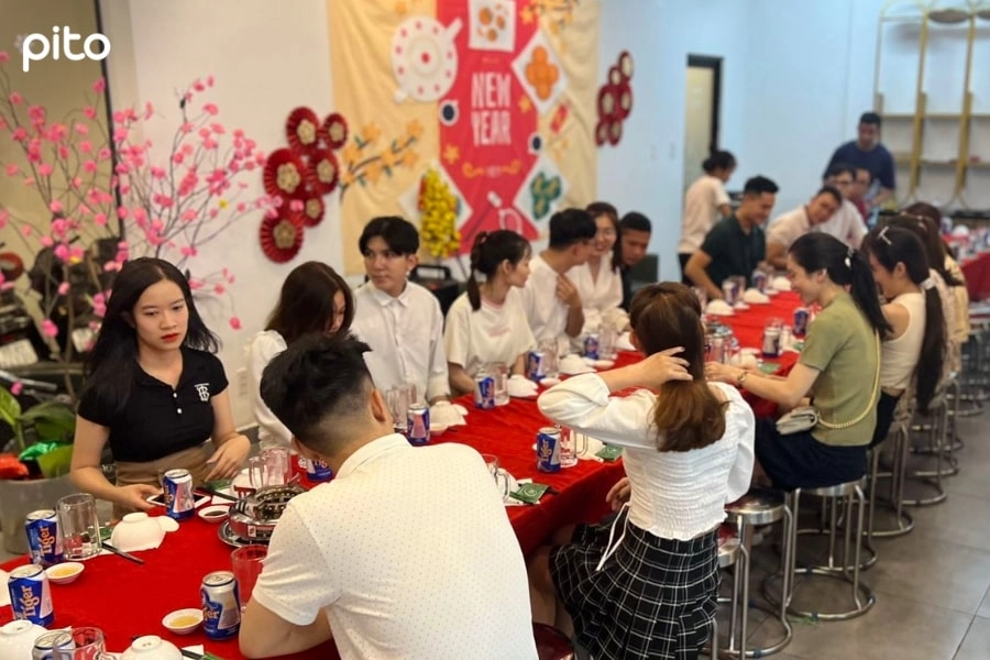 Đặt tiệc bàn đẹp cho công ty, nhà máy, trường học 