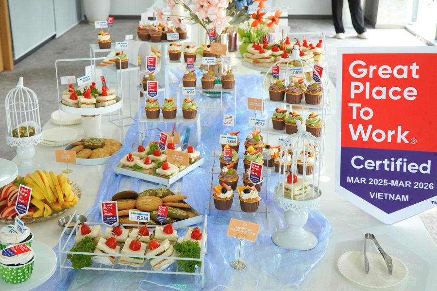 Bàn tiệc tea break đẹp mắt