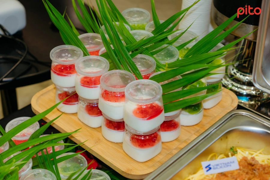 panna-cotta-trang-mieng-ngot-ngao Panna cotta mát lạnh, ngọt thơm