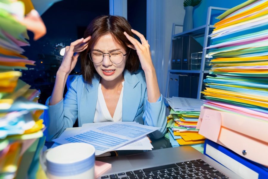 cong-viec-chat-chong Công việc chất chồng