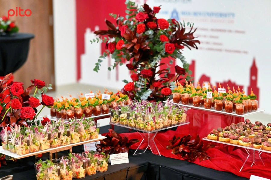 Bàn tiệc Finger food sang trọng