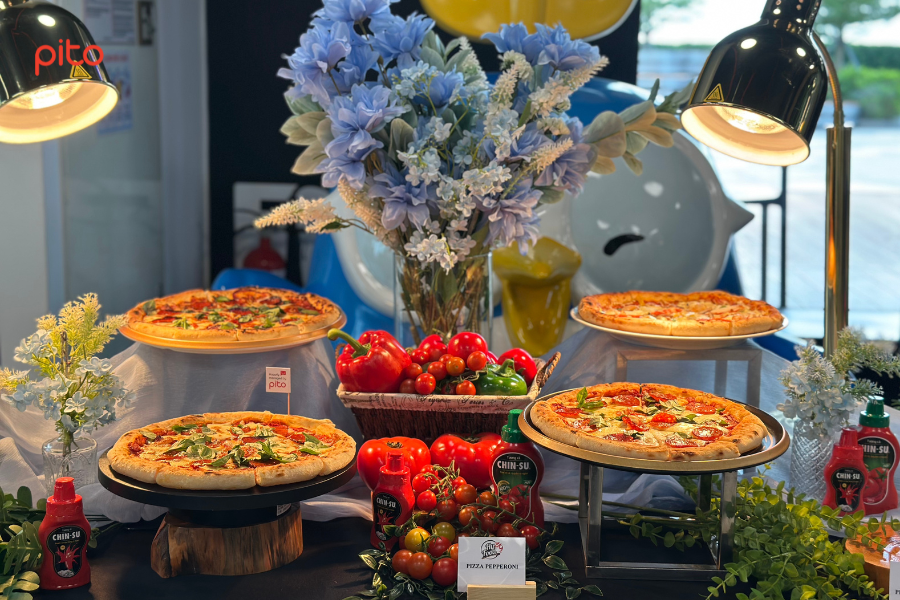 Tiec-pizza Tiệc pizza