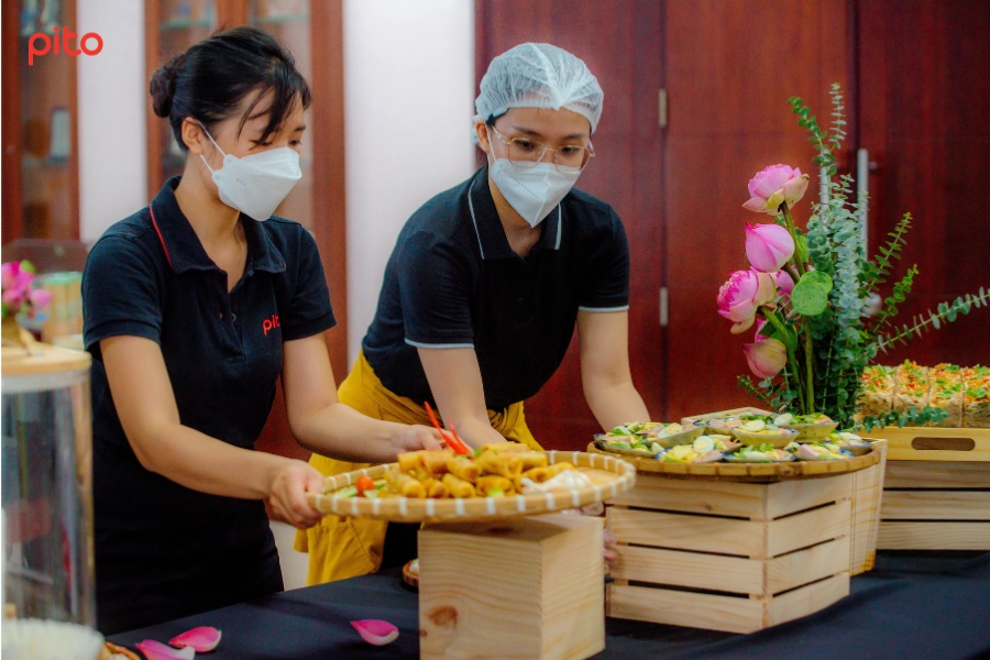 Dat-tiec-tron-goi Đặt tiệc trọn gói