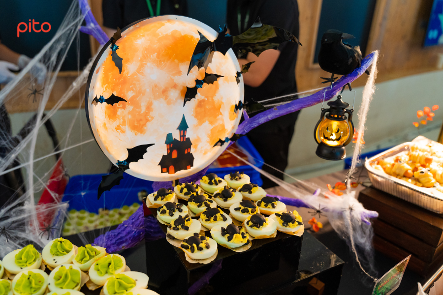 Món ăn Halloween rùng rợn