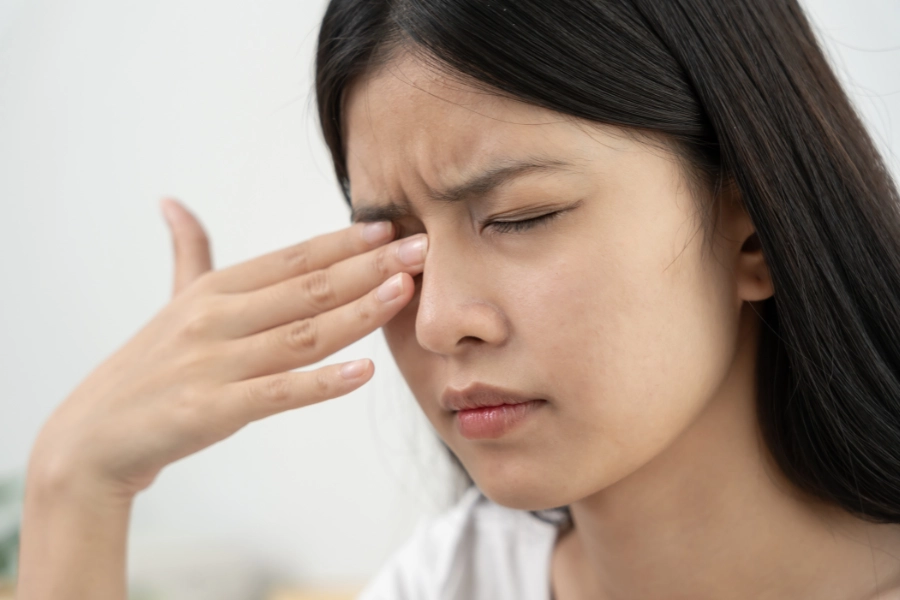 benh-ve-mat Bệnh về mắt ở dân văn phòng