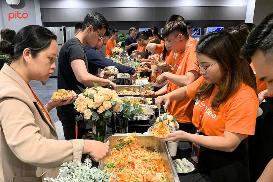 tiec-sau-campaign-cuoi-nam Tiệc ăn mừng sau khi kết thúc campaign