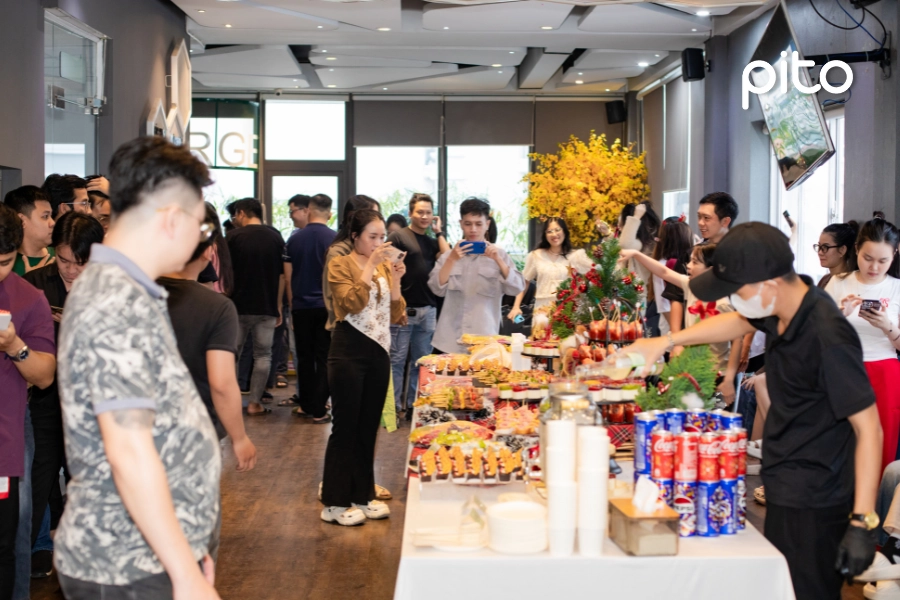 Moneyveo chuẩn bị tiệc giáng sinh