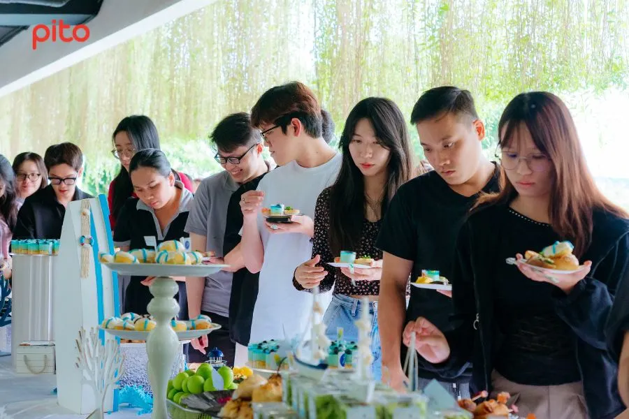 tổ chức happy hour