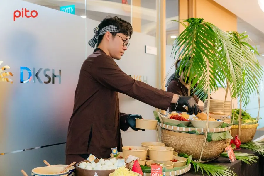 livestation bánh tráng trộn 