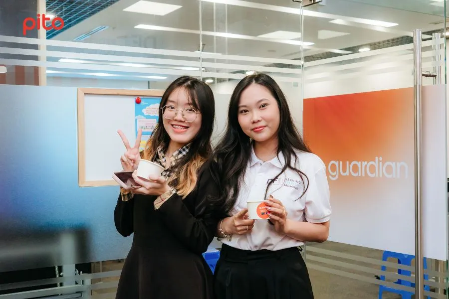 Guardian ăn mừng Best Place to work (8)