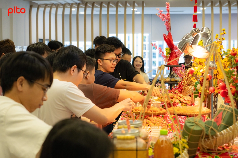 Thực đơn tiệc tất niên