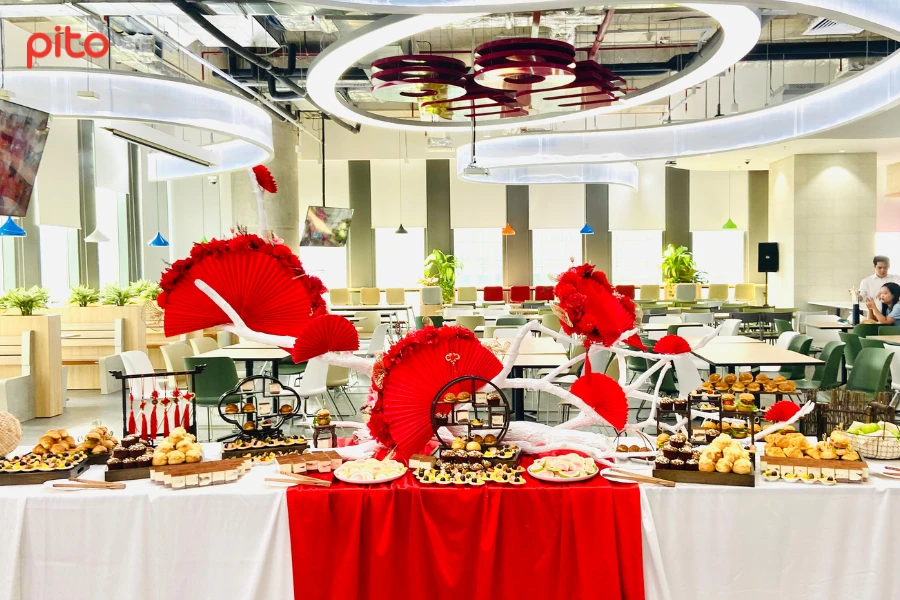 Tân niên rực rỡ