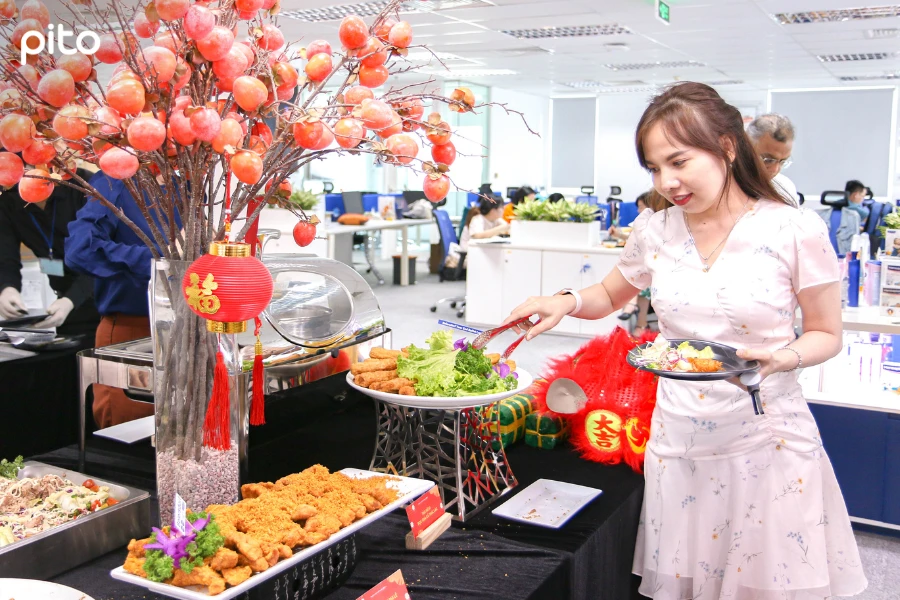 Tiệc Tân niên tiêu biểu