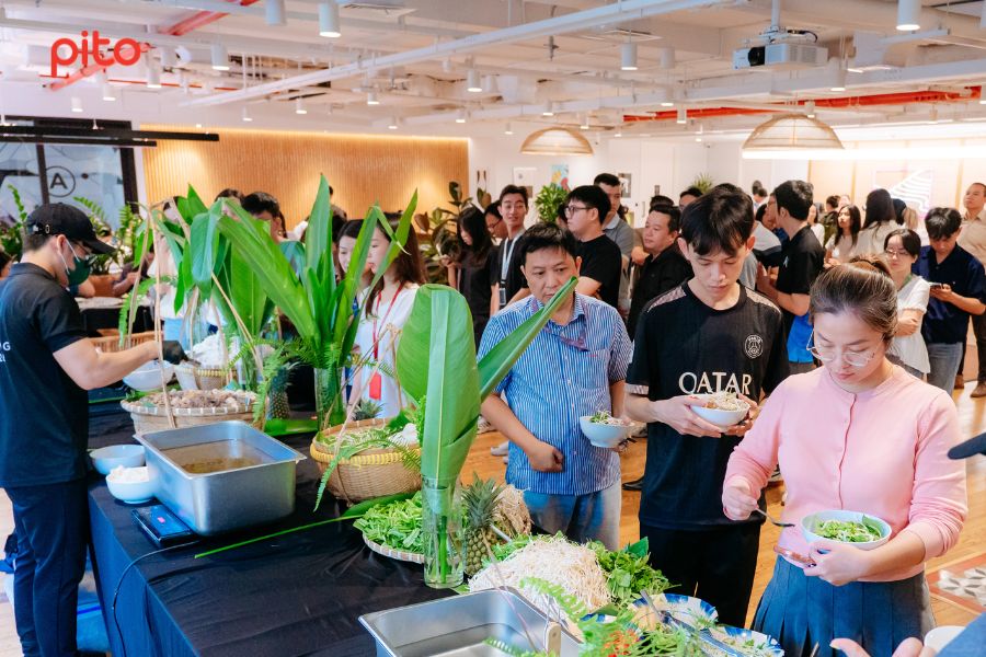 Live Station - Phở - WeWork Live Station - Phở - WeWork