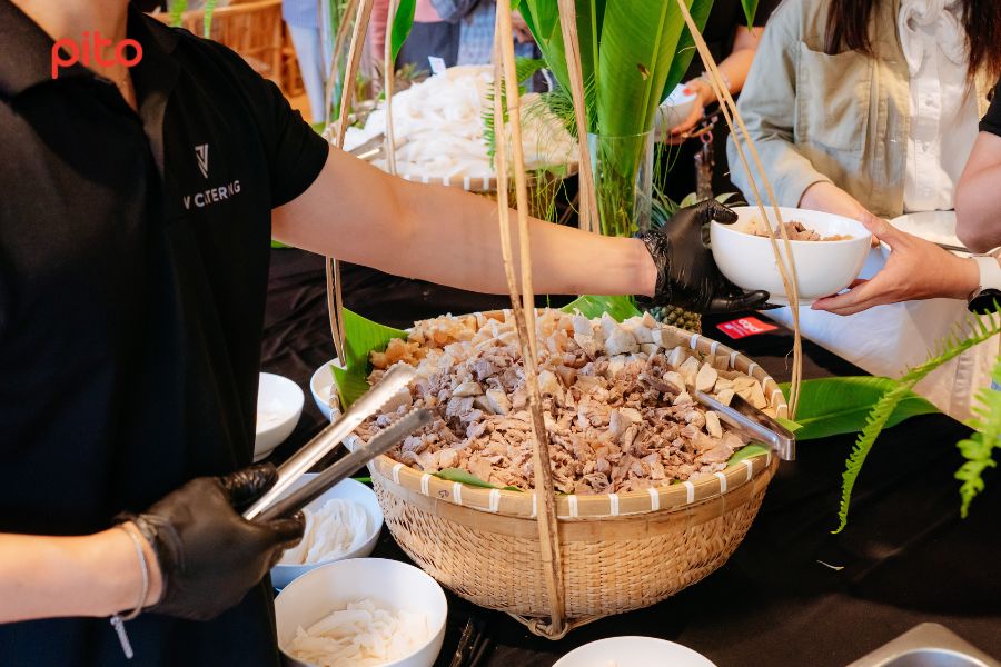 Live Station - Phở - WeWork Live Station - Phở - WeWork
