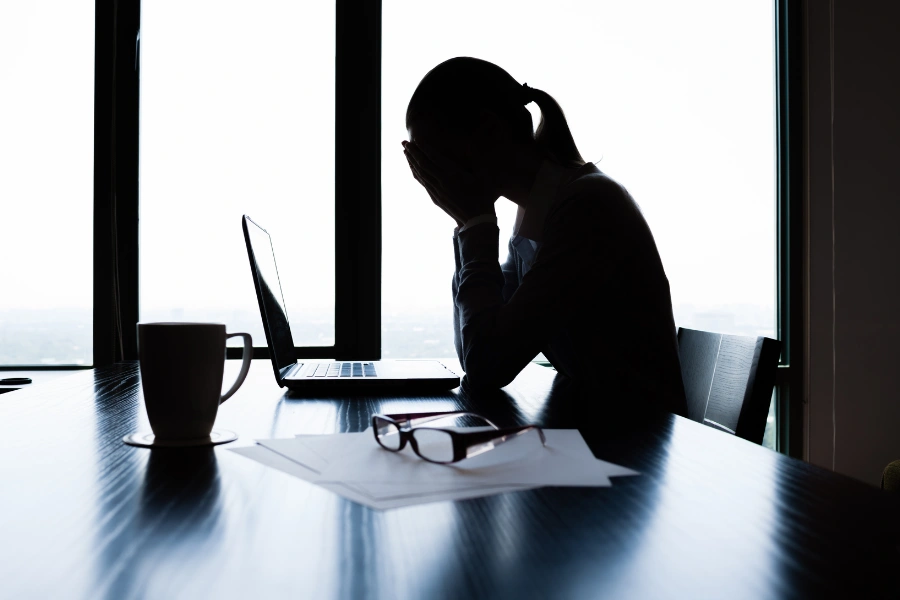 Ý thức trách nhiệm sa sút