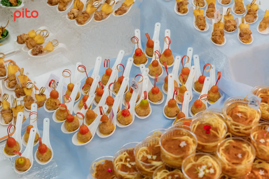 Finger Food nâng tầm tiệc văn phòng Finger Food nâng tầm tiệc văn phòng
