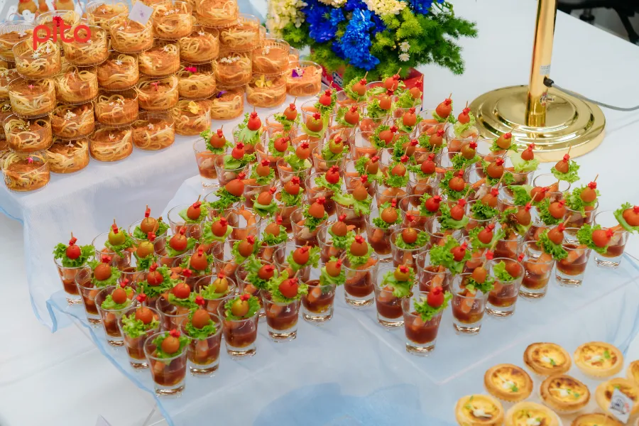 Finger Food nâng tầm tiệc văn phòng (23) Finger Food nâng tầm tiệc văn phòng (19)