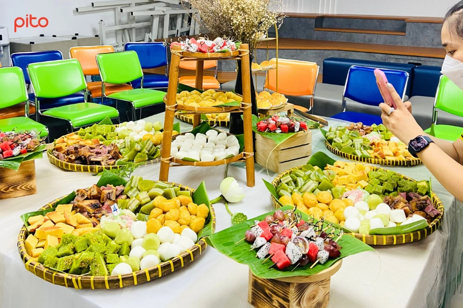 Tiệc bánh quê xanh lá