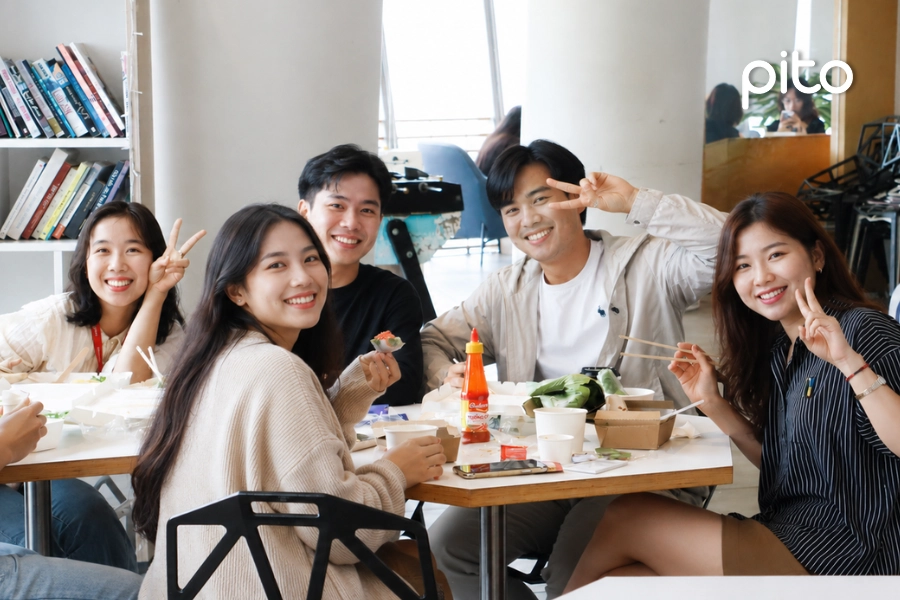 com-trua-tai-van-phong công ty cung cấp cơm trưa văn phòng