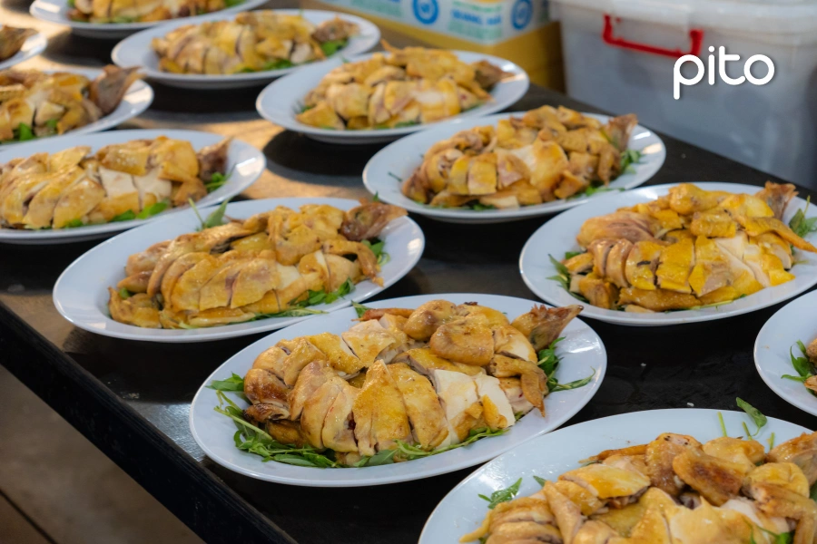 Menu tiệc văn phòng phong cách Việt Nam hấp dẫn tại văn phòng
