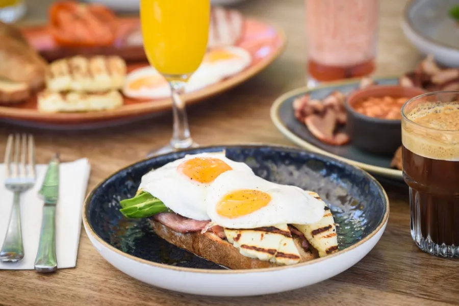 Tiệc Brunch 