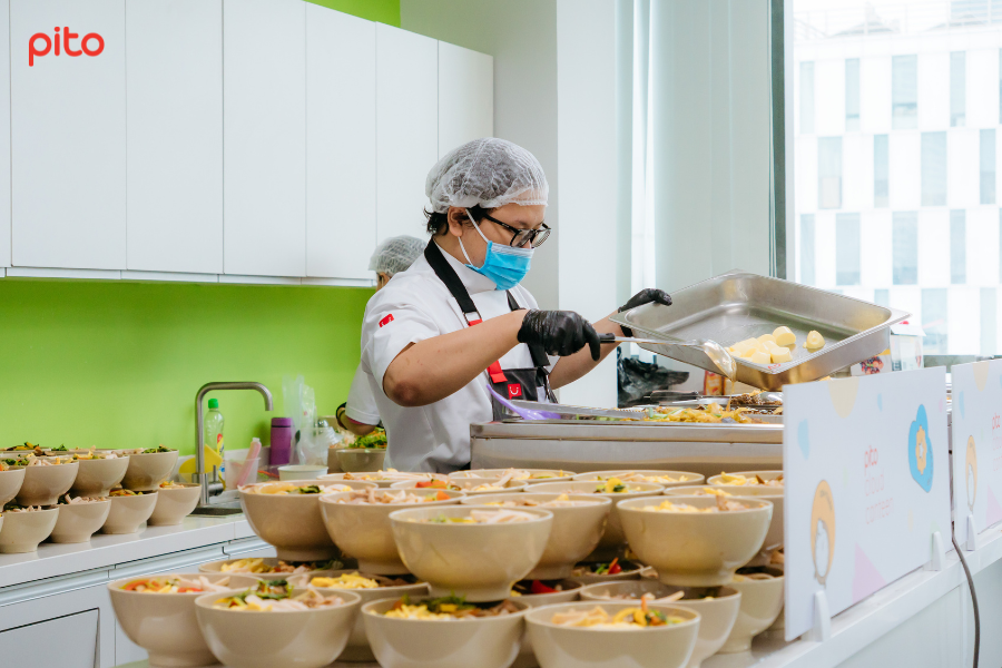 Cơm văn phòng tận nơi