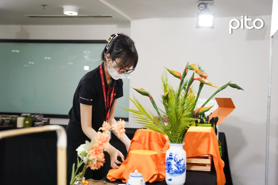 Giám sát tiệc Trung Thu