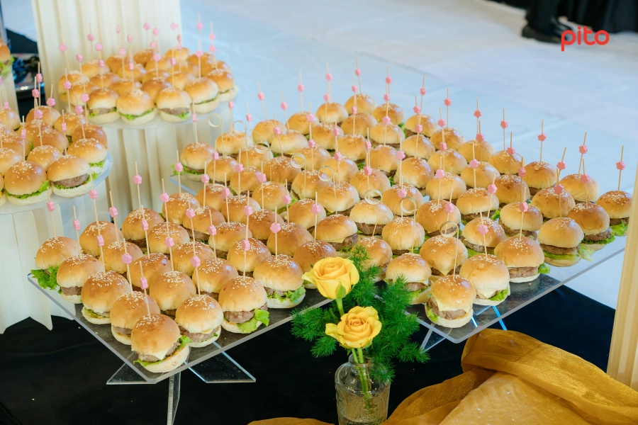 Hambuger nạp năng lượng 