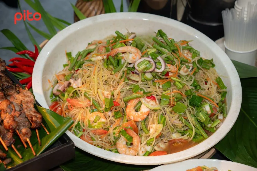 Tiệc trưa buffet thái gắn kết nội bộ (29) Tiệc trưa buffet thái gắn kết nội bộ (29)