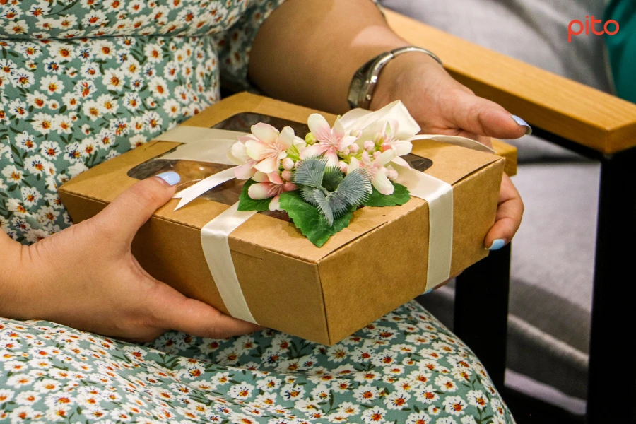 Quà Gift box tặng đồng nghiệp nữ ERM PITO